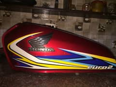 Honda 125 19 model Fuel tank with side covers red color