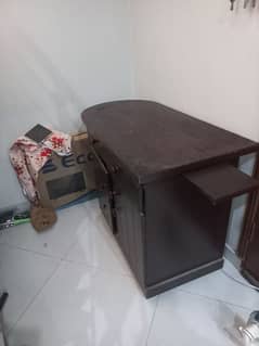 Presser Table