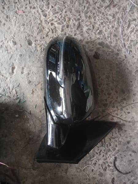 Kia Sportage Both Side mirrors Available 1