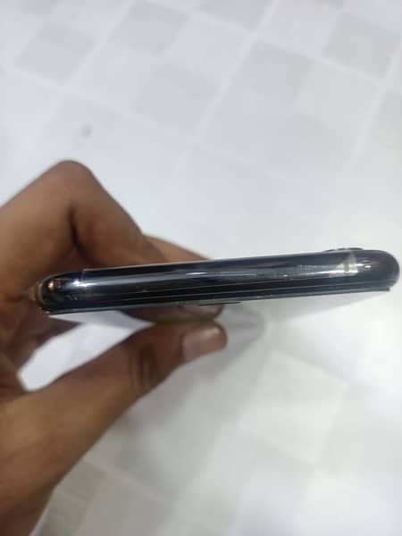 iphone xs max LLA   water pack 2