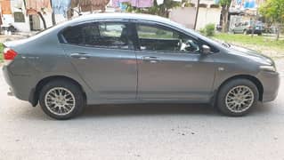 Honda city car 2011 i. vtec islamabad number