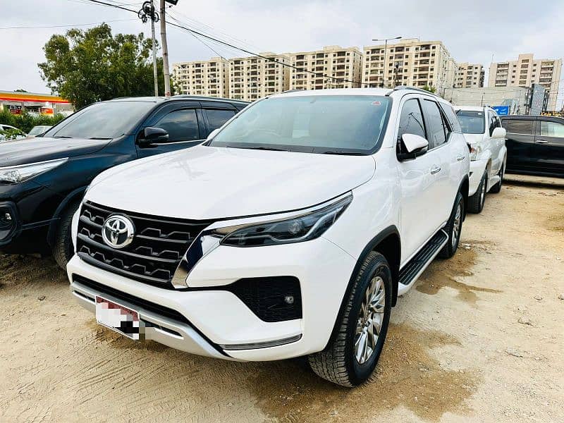 Toyota Fortuner V 2021 2