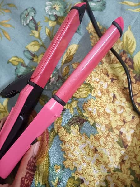 2 in 1 nova straightener and roller 1