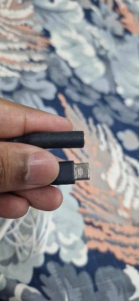 samsung 3.5mm jack to type c convertor original 3