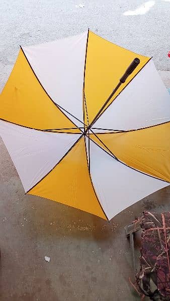 Hand umbrella available different artical  300 sa start 2500 tak   l 5
