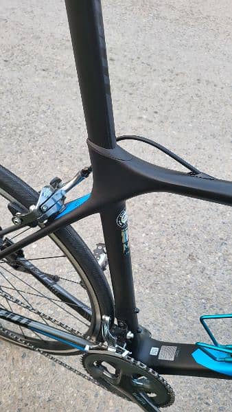 Giant Bicycle - Advance 3 (Full Carbon)(Road Bike) 5