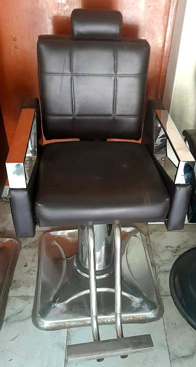 Salon chair for sale 0