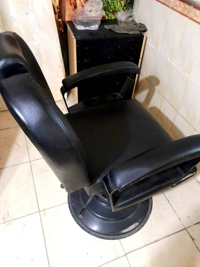 Salon chair for sale 2