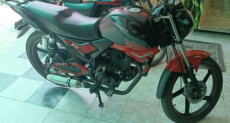 Crown Fit Fighter 150cc Red & Black 3