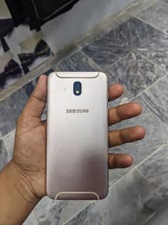 galaxy j7 pro olx