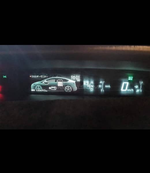 PRIUS (PHV)PLUG IN HYBRID ) 14