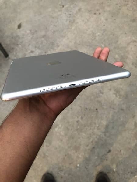iPad air1 32gb PUBG support lla model exchange wid iPhone only 2