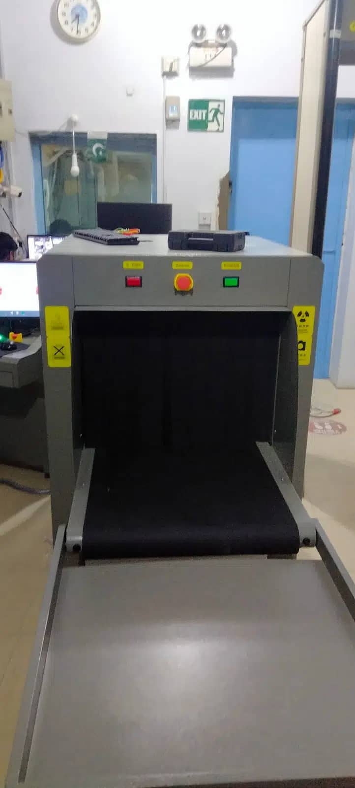 Hikvisio/Dahua Walk Through Gate X-ray Baggage Scanner Machines 17