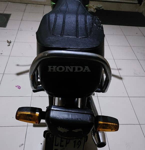 Honda CD 70  2019 6