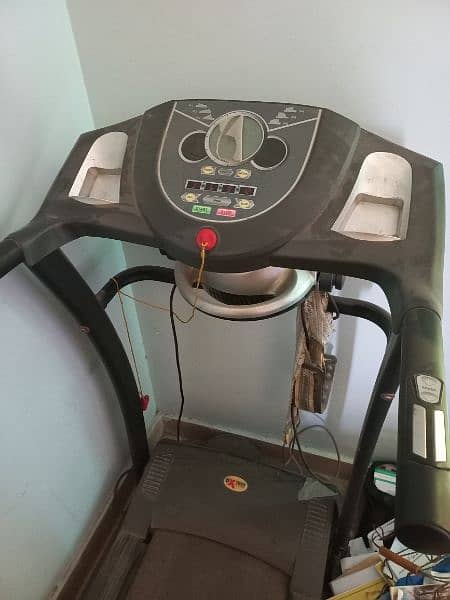treadmill with massager 1