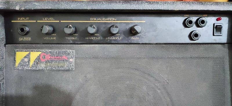 Electric Guitar Amplifier 1