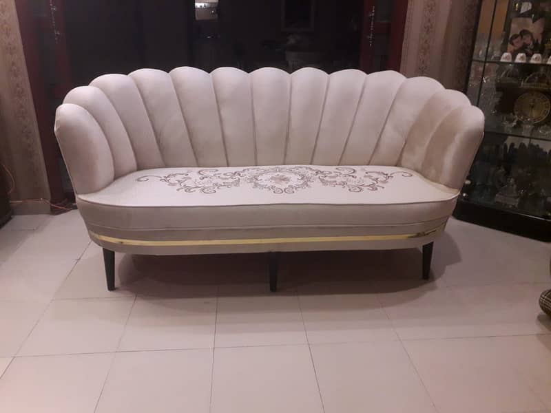 TURKISH FIVE SEATERS SOFA SET 1