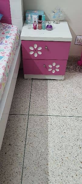 single bed with side table 2