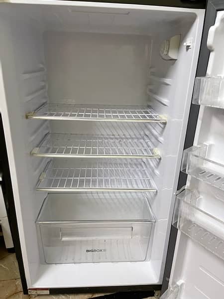 Haier Refrigerator Modle no HRF-336EB/EP in brand new condition 4