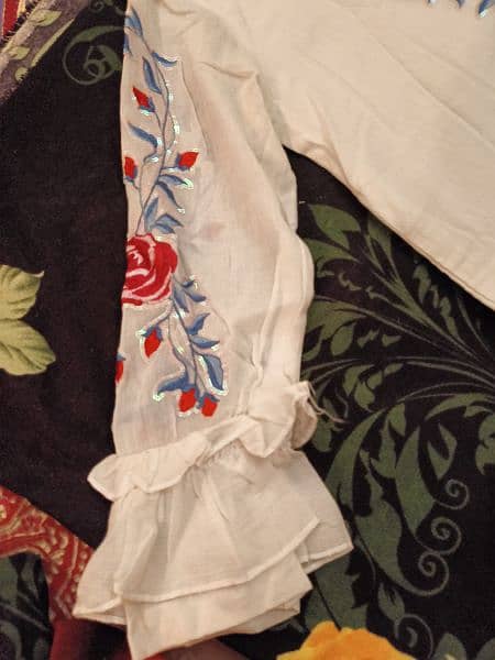 Ethnic Stylish White embroidered  Kurti with Slip 4