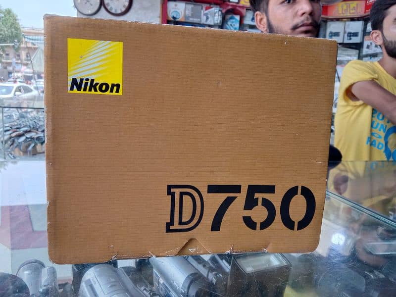 DSLR Starting price 9800/- Only 1 year warranty 03432112702 1