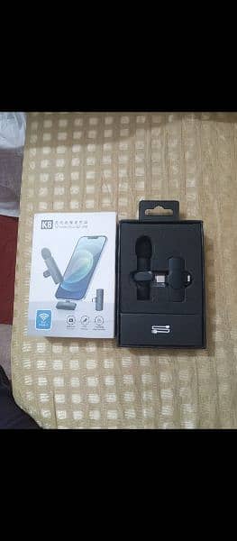 K8 Wireless YouTuber Mic Just Box Open Type C & Iphone 8