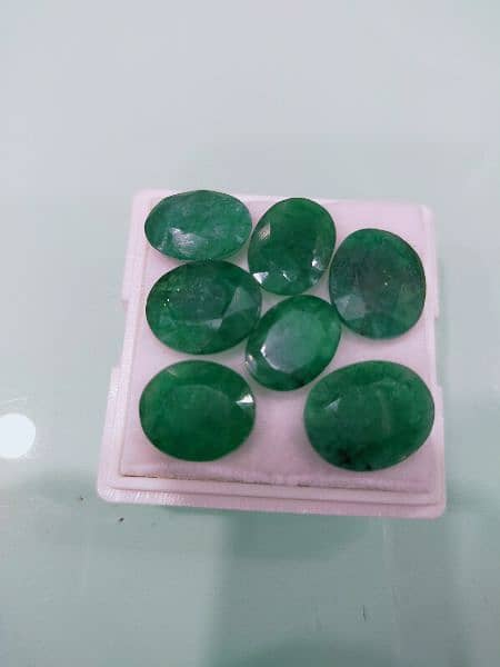 NATURAL EMERALD ZAMURD GEMS 1