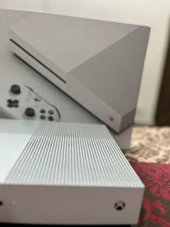 Xbox One S | 500 gb | series X controller 0