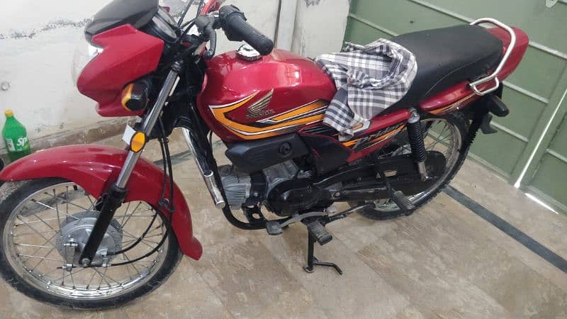 New Honda Pridor 100cc brand new lush condition 6