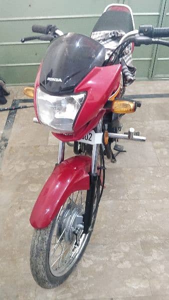 New Honda Pridor 100cc brand new lush condition 7