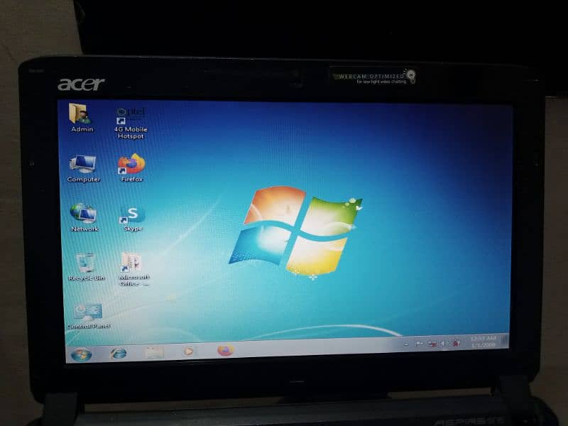 Acer Aspire One RAM 2GB/150GB HDD 1
