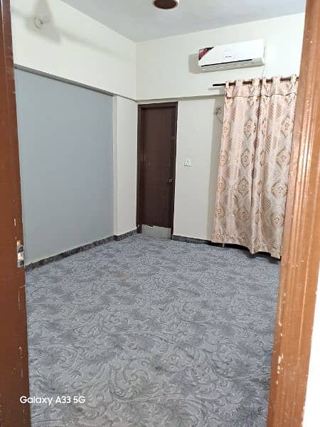 5 rooms luxury apartment in Surjani Town 0