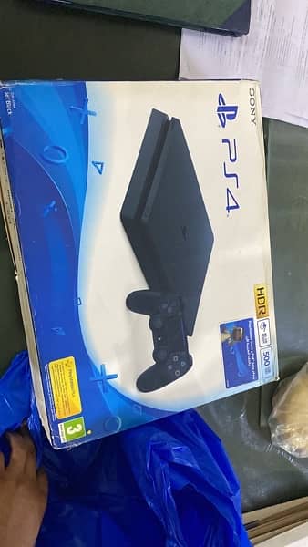 Sleek PS4 Slim for Sale - Excellent Condition! 5