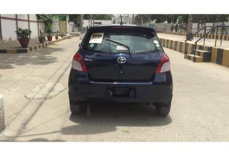 Toyota Vitz 2007 Urgent Sale 7