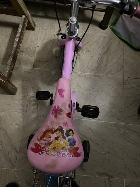 girl bycycle for sale in good condition 4