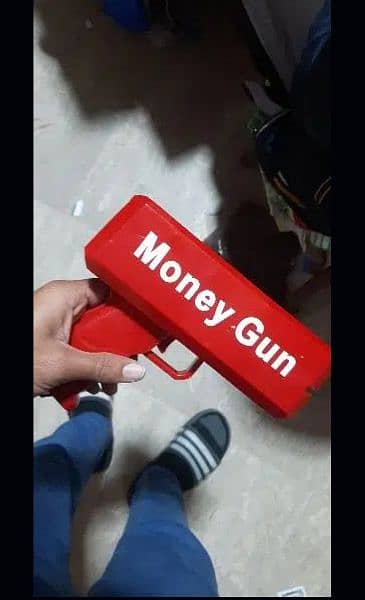 Money Gun/ Money toy Gun 1