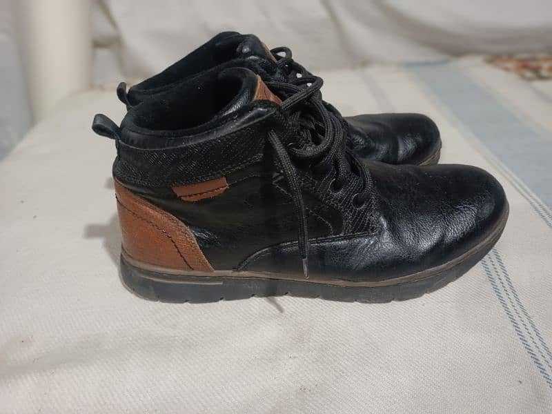 branded Memphis one leather shoes size 8 Uk 0