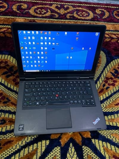 Lenovo Thinkpad Yoga S1 (x360) with Touch Screen