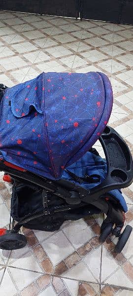 Tinnies stroller 3