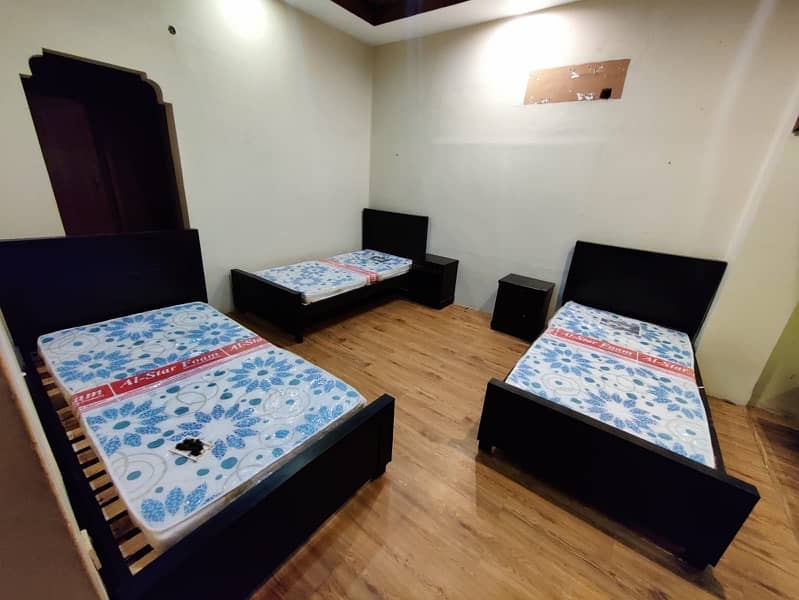 indigo girls Hostel gulberg 2