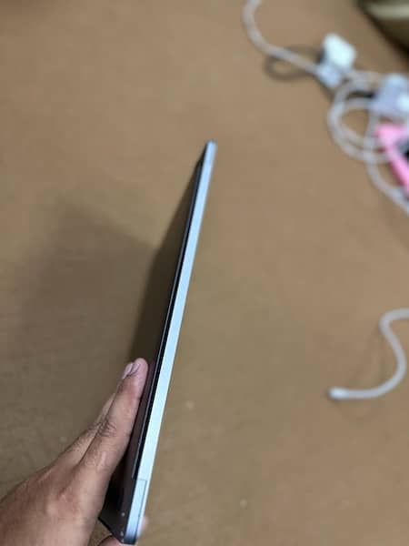 MACBOOK PRO 2019 A1990 2.6 CORE i7/16 GB RAM/512 GB SSD 4GB GRAPHICS 5