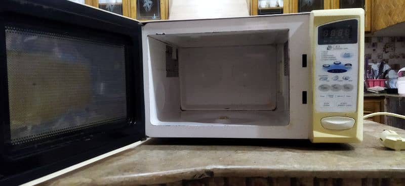 microwave oven dawlance 1