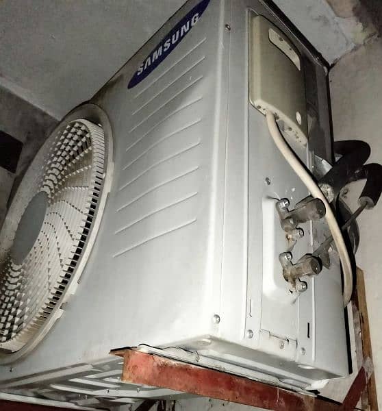 Samsung 1.5 ton Split Air Conditioner 1