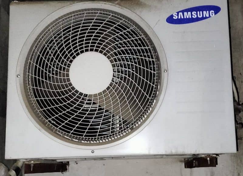 Samsung 1.5 ton Split Air Conditioner 3