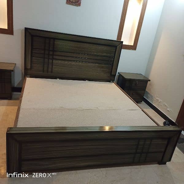 king size duoble bed 22500 with sed tables 30000 with dressing 47000 15