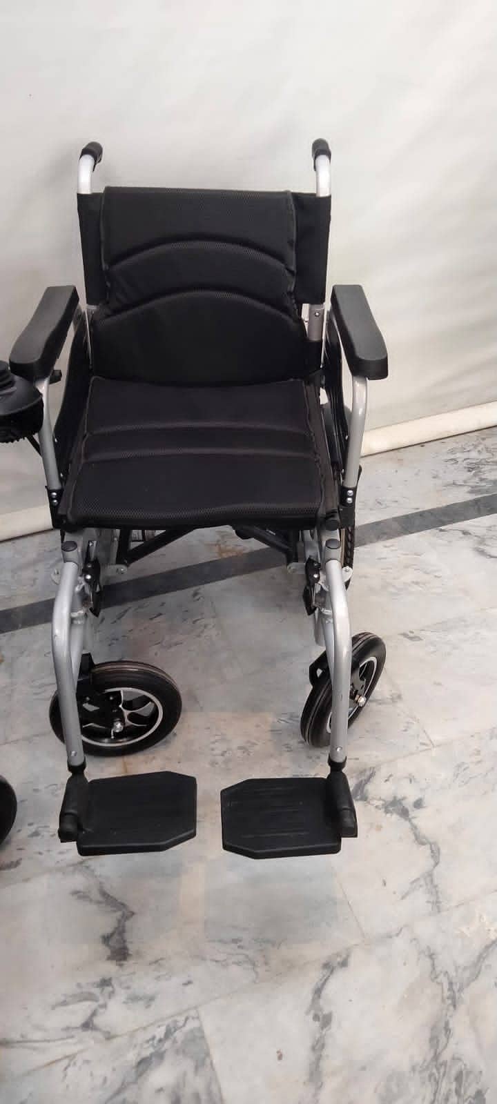 Electric wheelchair Foldable with Warranty Brand New 10