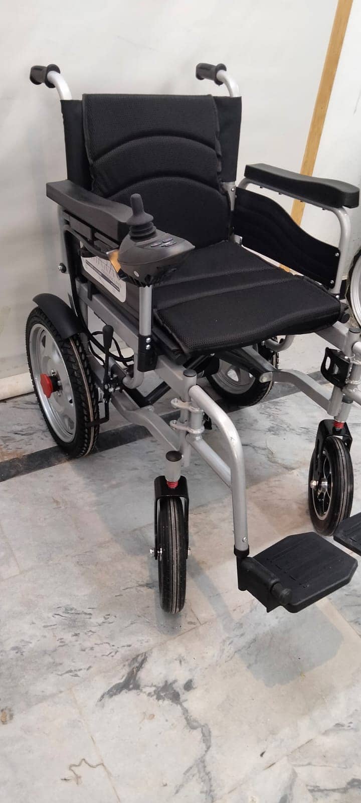 Electric wheelchair Foldable with Warranty Brand New 11