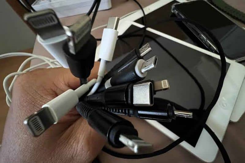 Mobile Chargers and Data Cables 7