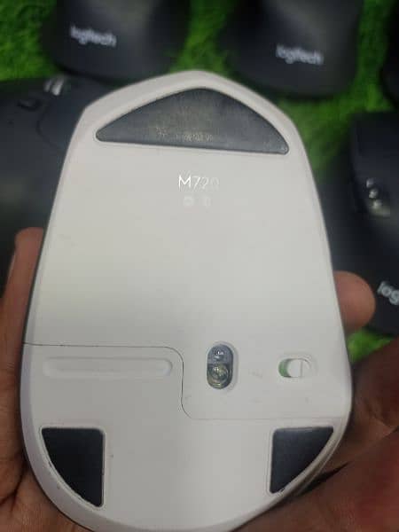 logitech M720 mouse with  receiver multi davice Bluetooth mx master 3 5