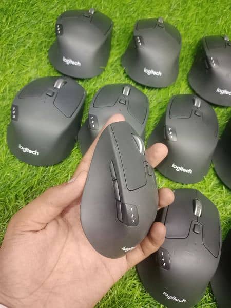 logitech M720 mouse with  receiver multi davice Bluetooth mx master 3 7